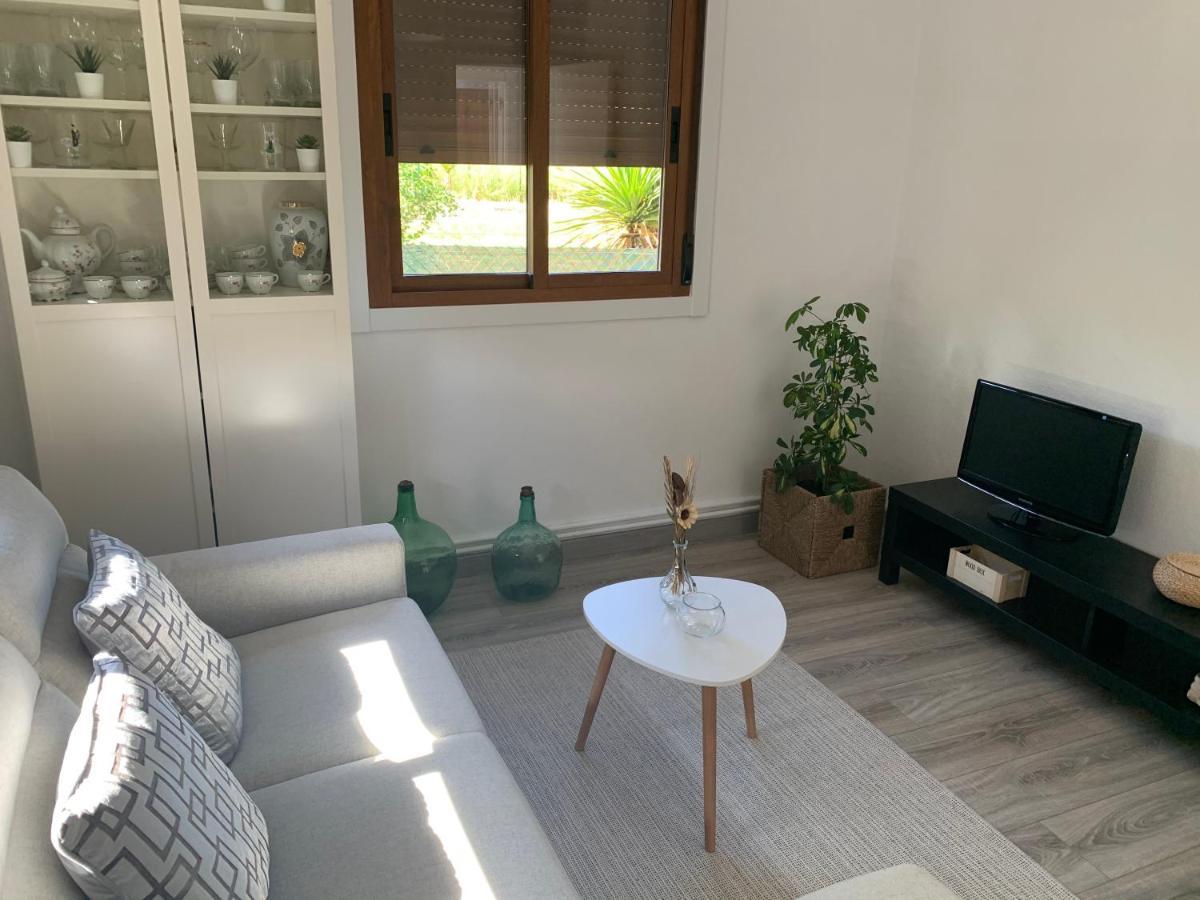 A Casa Vermella Con Jardin A 10 Minutos De Santiago De Compostela Apartment Ortono Exterior foto