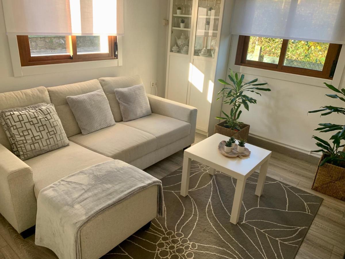 A Casa Vermella Con Jardin A 10 Minutos De Santiago De Compostela Apartment Ortono Exterior foto